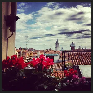Apartment Lion Rooftop Novita', Venice
